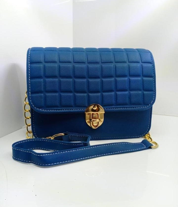 Women's Quilted Crossbody Bag with Chain Strap – PU Leather Shoulder Bag
